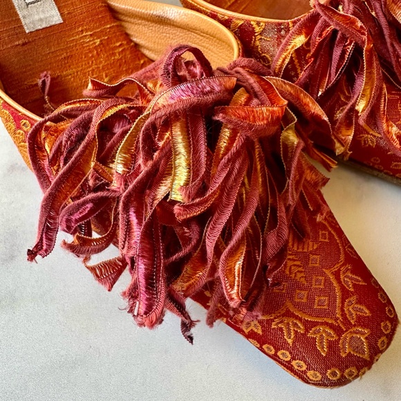 Olivia Rose Tal Silk Pom-Pom Mules Size 8 - Picture 11 of 12